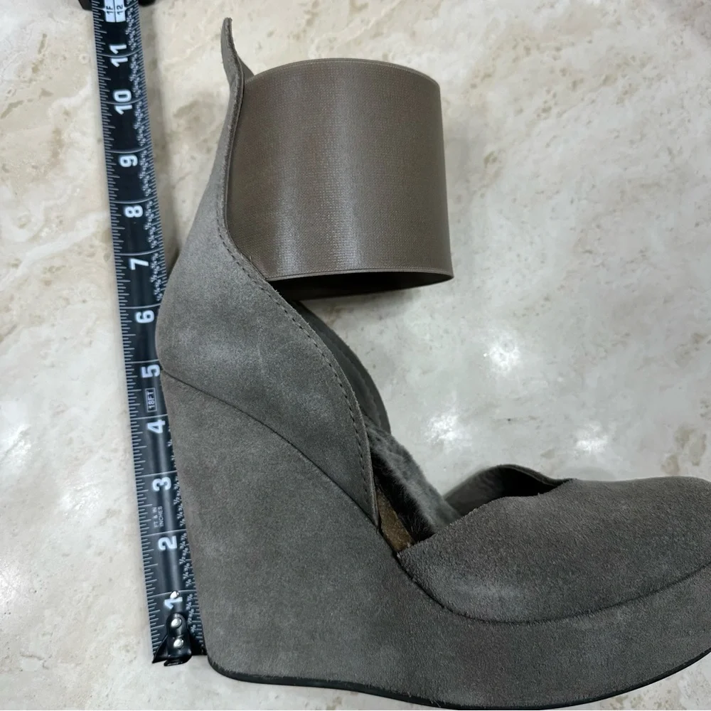 PEDRO GARCIA NWOT Platform Shoes🌸